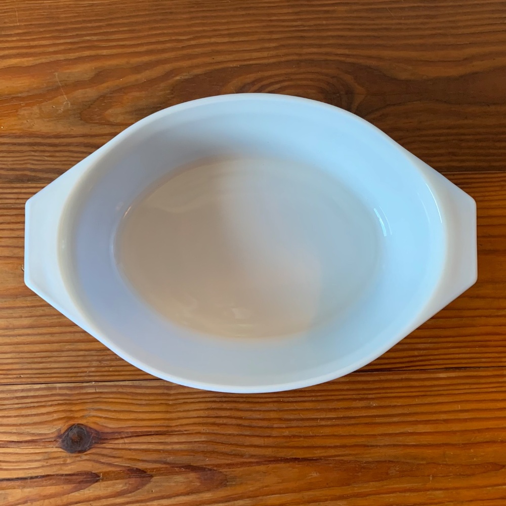 Vintage Pyrex Blue 2.5 Qt Oval Casserole Dish | Mid Century Modern - Picture 12 of 16